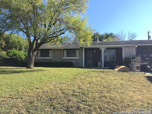 1st image of 102 Mountain Valley St