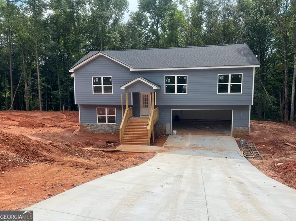 270 Stonington Dr, Mount Airy, GA 30563