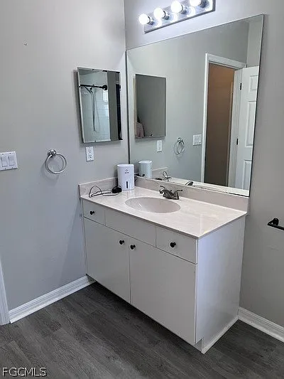 1107 Enrique St E — Photo 25