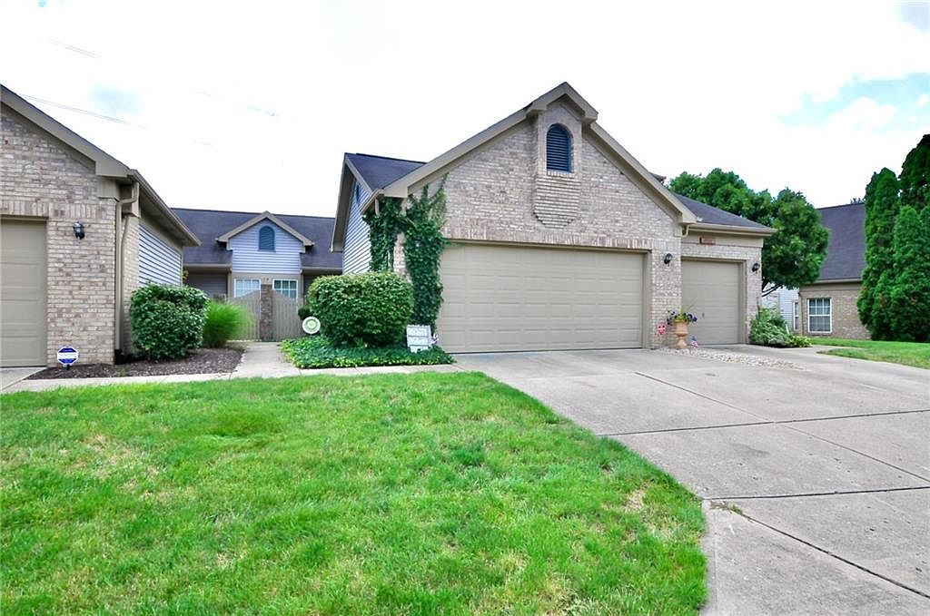 PinkRabbit ① 3727 Magenta Ln, Indianapolis, IN 46214 | Zillow