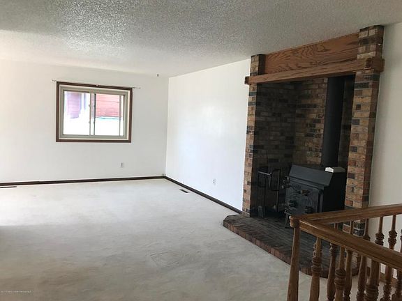 4th image of 501 Fairway Ave