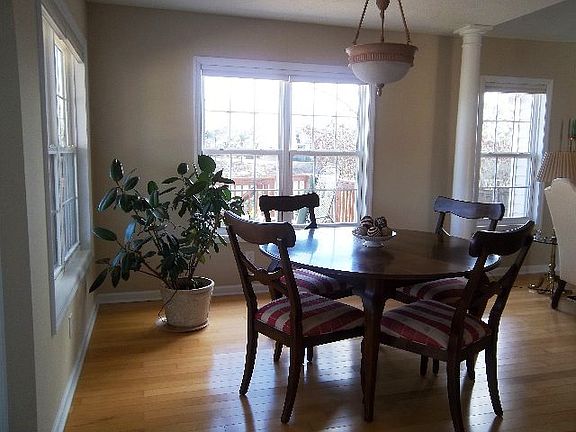 4th image of 143 Mallard Lake Dr