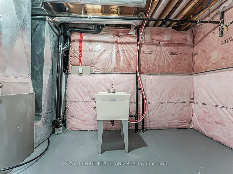 152 Flagstone Way — Photo 46
