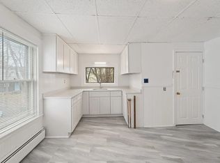 31 Whitehall Rd #1, Amesbury, MA 01913