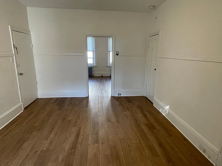 165 Green Ln #1 — Photo 3