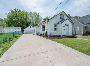 241 Lake St, Menasha, WI 54952