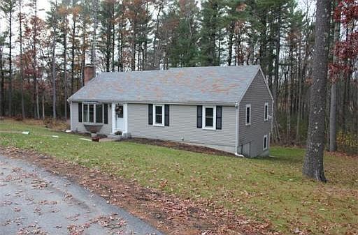 3rd image of 91 Duxborough Trl