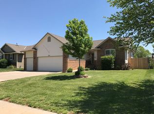 812 N Linden Ln, Derby, KS 67037