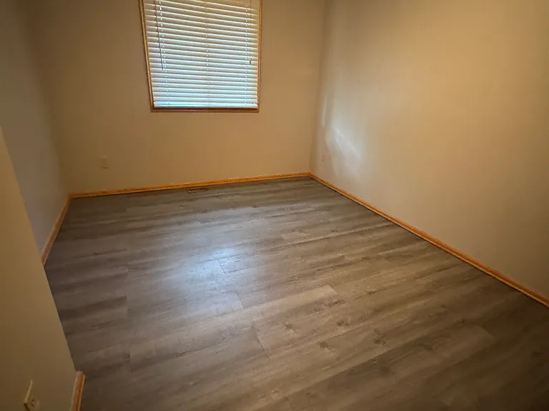 460 Palmetto Dr — Photo 5
