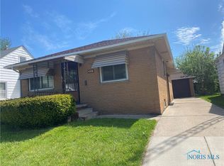 4356 Packard Rd, Toledo, OH 43612