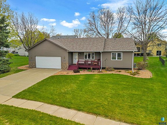 2nd image of 6413 W Hillary Dr