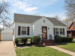 109 E State St, Clarinda, IA 51632