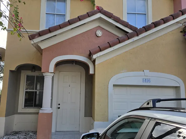 8498 SW 166th Pl, Miami, FL