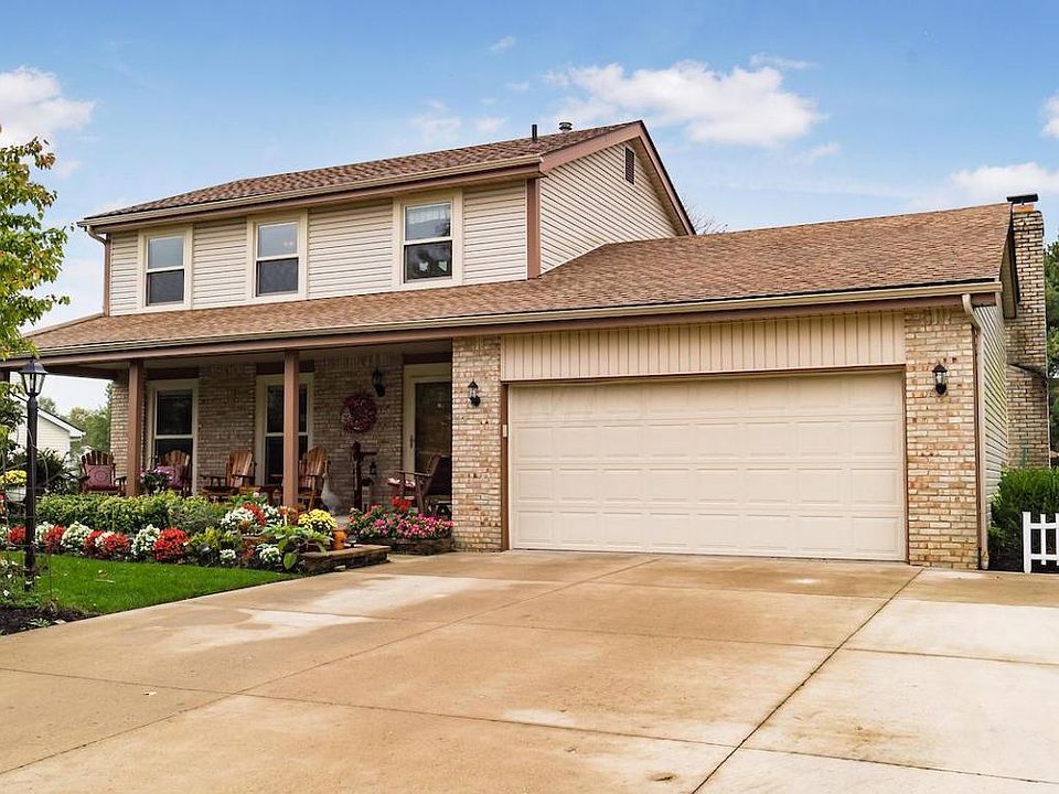 1st image of 12425 Woodsfield Cir E