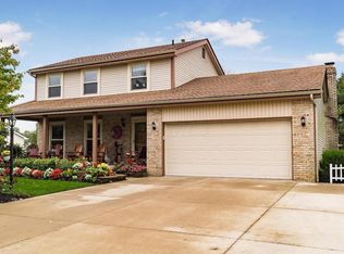 12425 Woodsfield Cir E, Pickerington, OH 43147