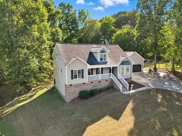 60 Branding Iron Dr, Clayton, NC 27520