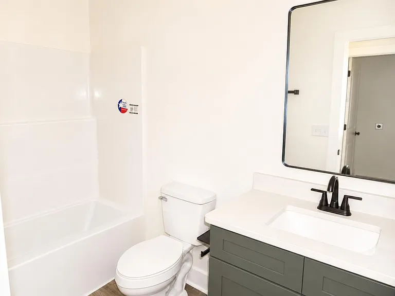5400 Lotus St — Photo 18