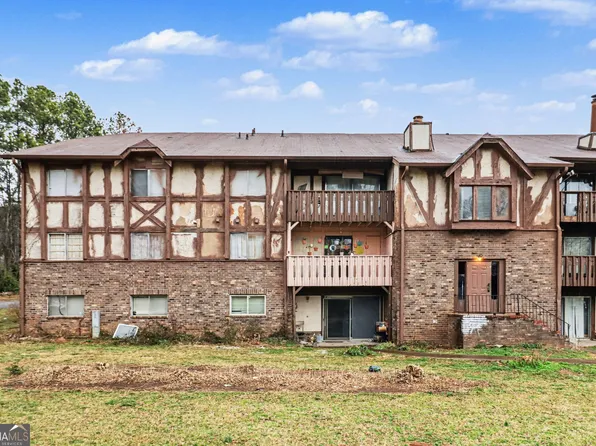 120 Camelot Dr, College Park, GA 30349