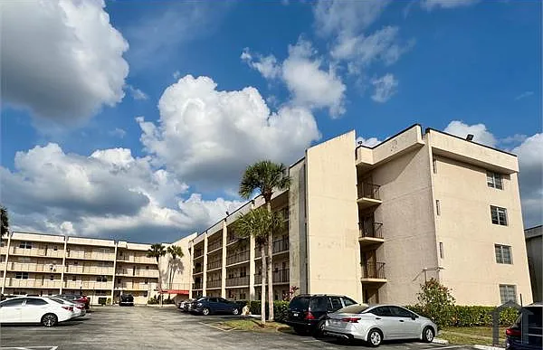 1 bed, 933 sqft, $1,800 — Photo 4