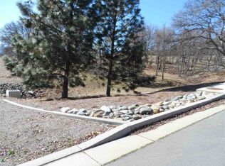 809 Maryhill Cir, Yreka, CA