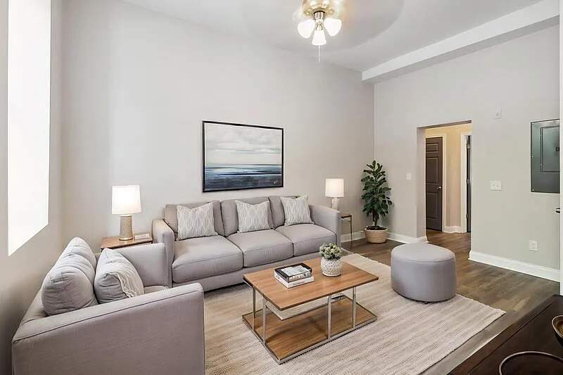 1 bed, 1.0 bath, $1,335 — Photo 3