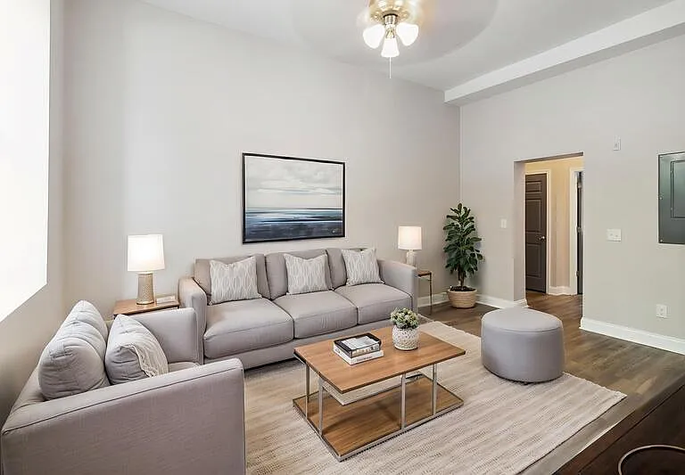 833 Hollins St #1F — Photo 3