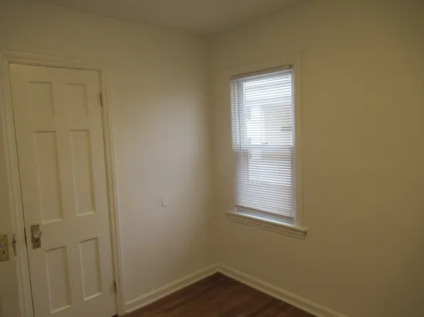 1616 Douglas Rd, Wickliffe, OH 44092