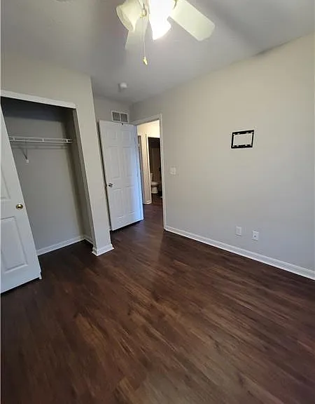 2824 Lauren Meadows Dr — Photo 19