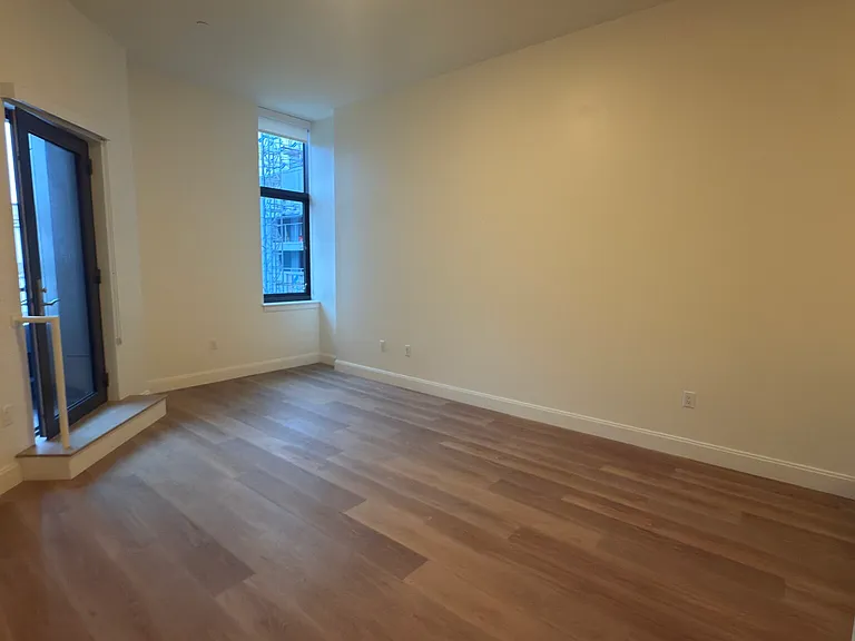1077 Commonwealth Ave #244D — Photo 7
