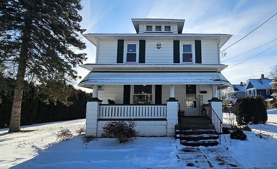1st image of 221 Bloomer Ave