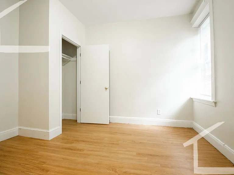 1810 Commonwealth Ave #101 — Photo 5