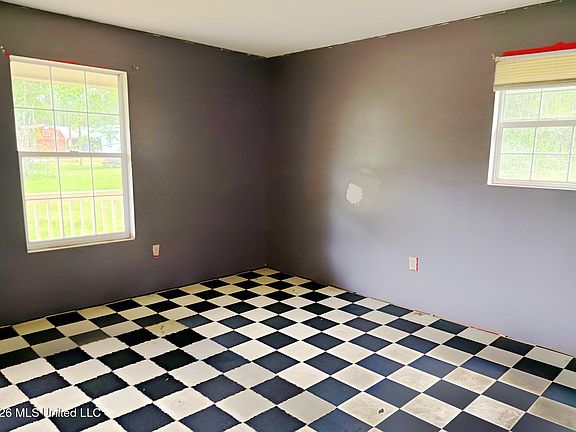 5th image of 72 Van Holmes Rd Lot 1