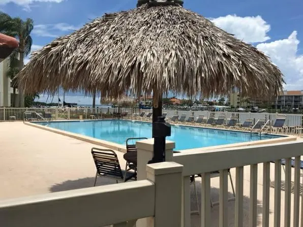 106 1st St E APT 302, Tierra Verde, FL 33715