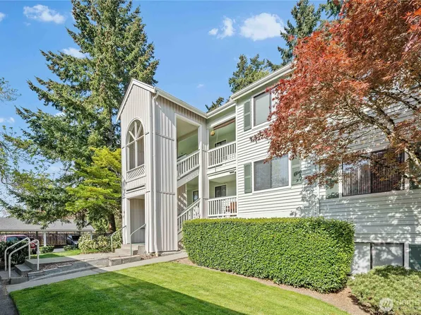 25010 98th Place S #B301, Kent, WA 98030