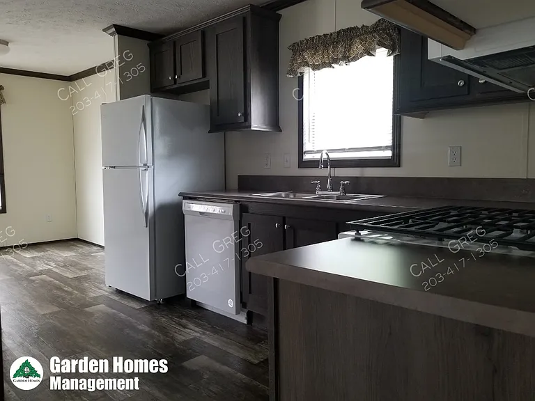 23 White Birch Ln — Photo 2