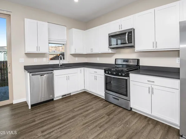 804 Chickadee Ln, Gypsum, CO 81637