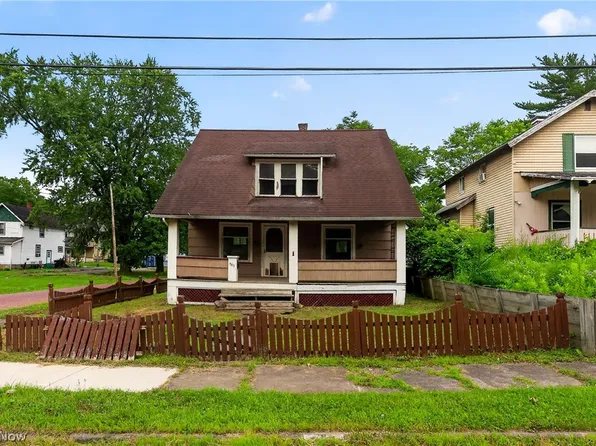 583 Hillsdale Dr NW, Warren, OH 44485