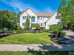 395 Wood Ave, Edison, NJ 08820