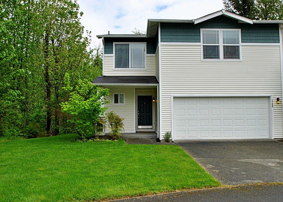 1st image of 1706 251st Pl SE