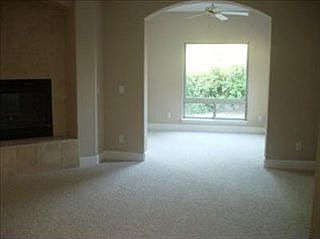 5th image of 8669 Phoenix Ave