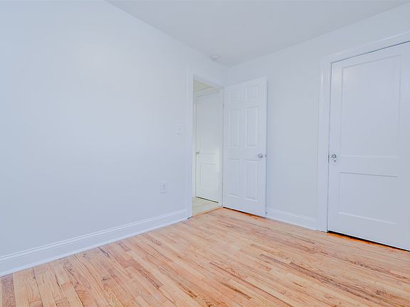 54_grove_bedroom_1