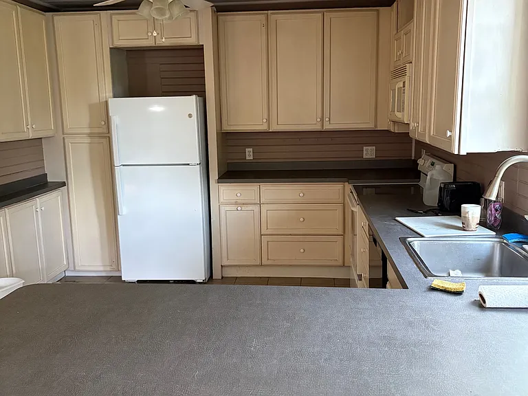 37B Bartlett Rd — Photo 4