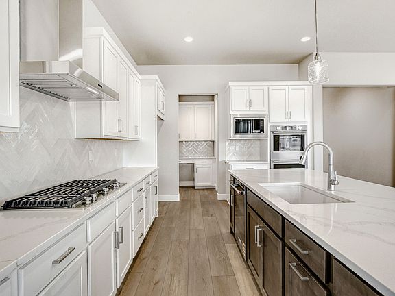 6th image of this home