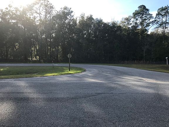 2nd image of 2228 W Magenta Dr