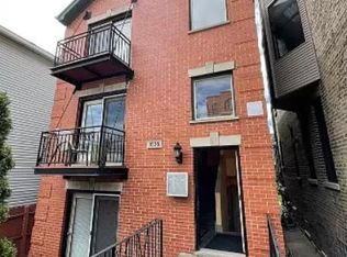 1525 W Augusta Blvd, Chicago, IL 60642