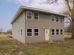 412 N Walker St, Morocco, IN 47963