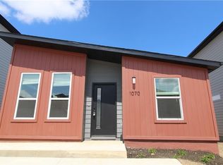 1070 Ventnor Ave, Centerton, AR 72719