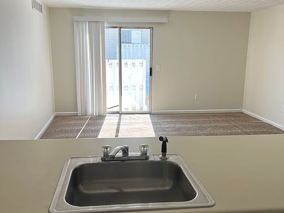 4th image of 1030 Heritage Park Dr #1045