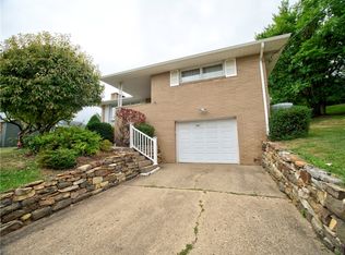 545 Julia Dr, Canonsburg, PA