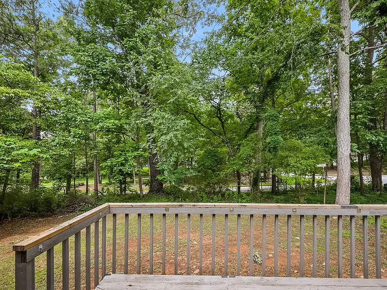 2092 Wedgewood Dr — Photo 16